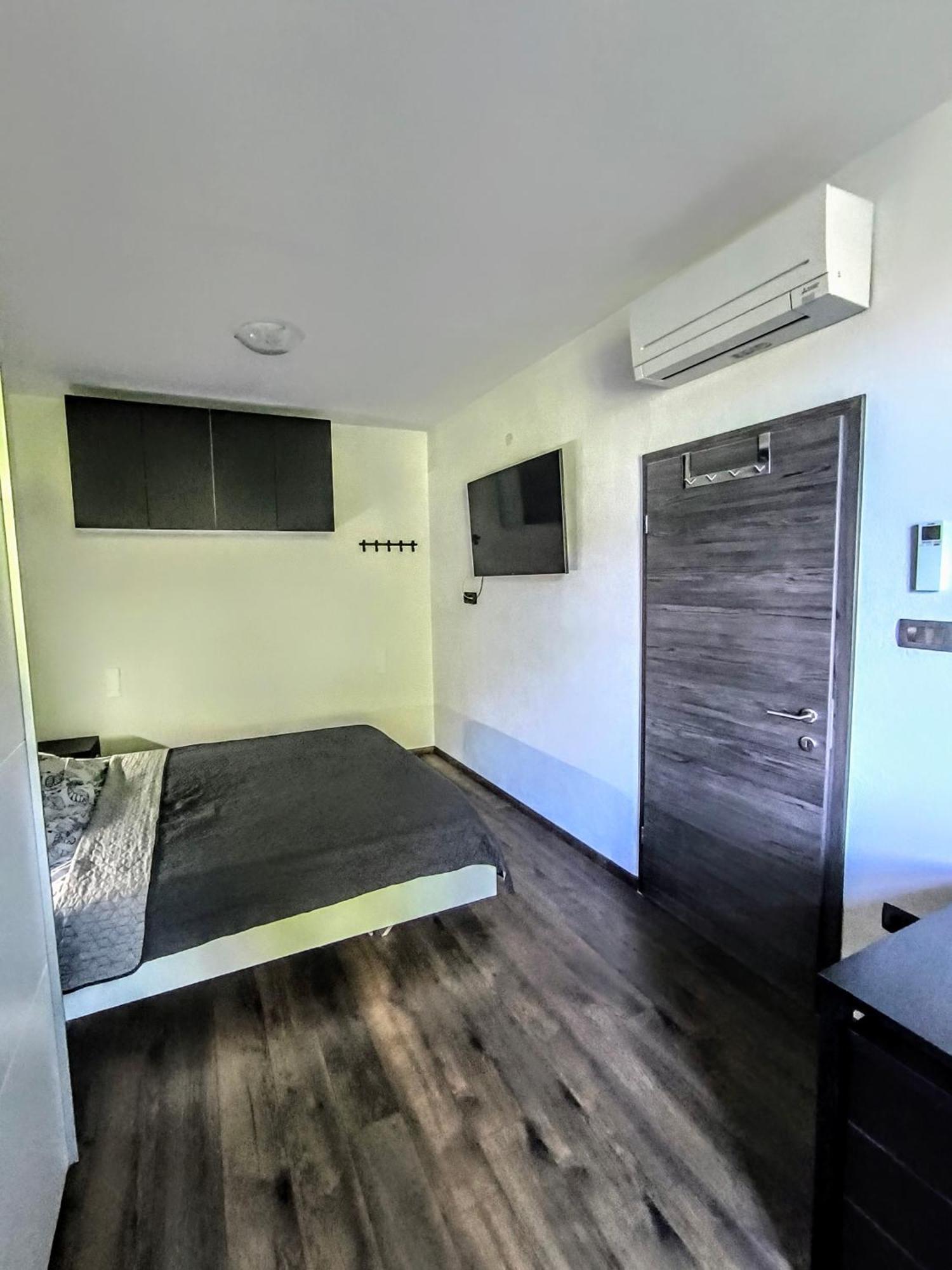 Central Ljubljana Apartment *